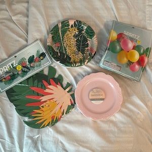Spritz Jungle & Cheetah Party Decorations